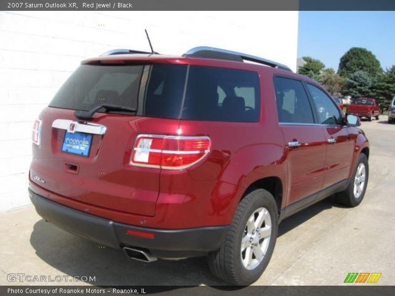 Red Jewel / Black 2007 Saturn Outlook XR