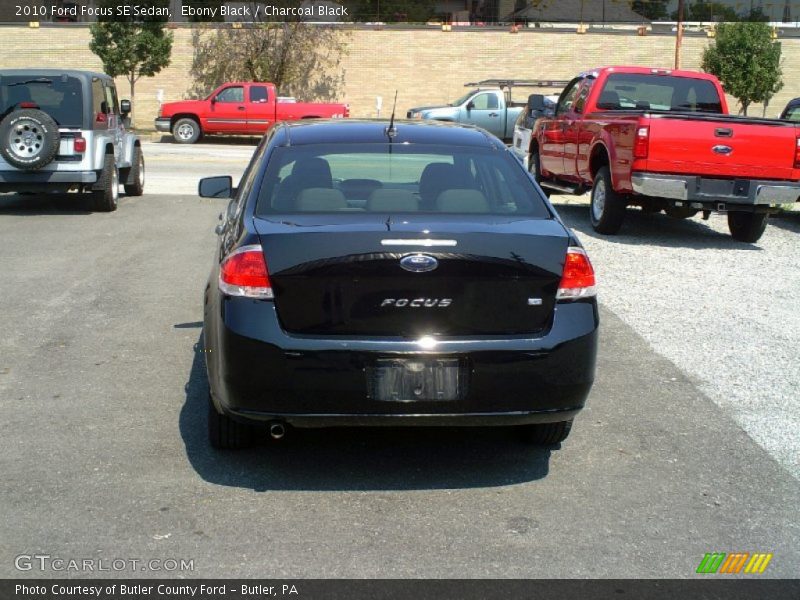 Ebony Black / Charcoal Black 2010 Ford Focus SE Sedan