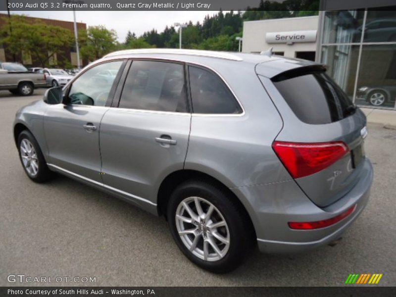 Quartz Gray Metallic / Light Gray 2009 Audi Q5 3.2 Premium quattro