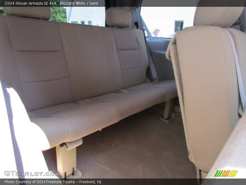 Blizzard White / Sand 2004 Nissan Armada SE 4x4