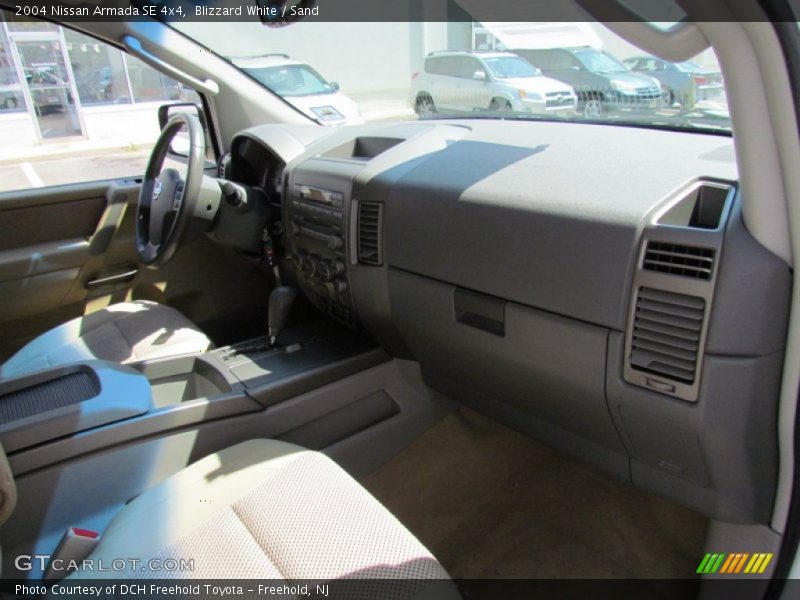 Blizzard White / Sand 2004 Nissan Armada SE 4x4