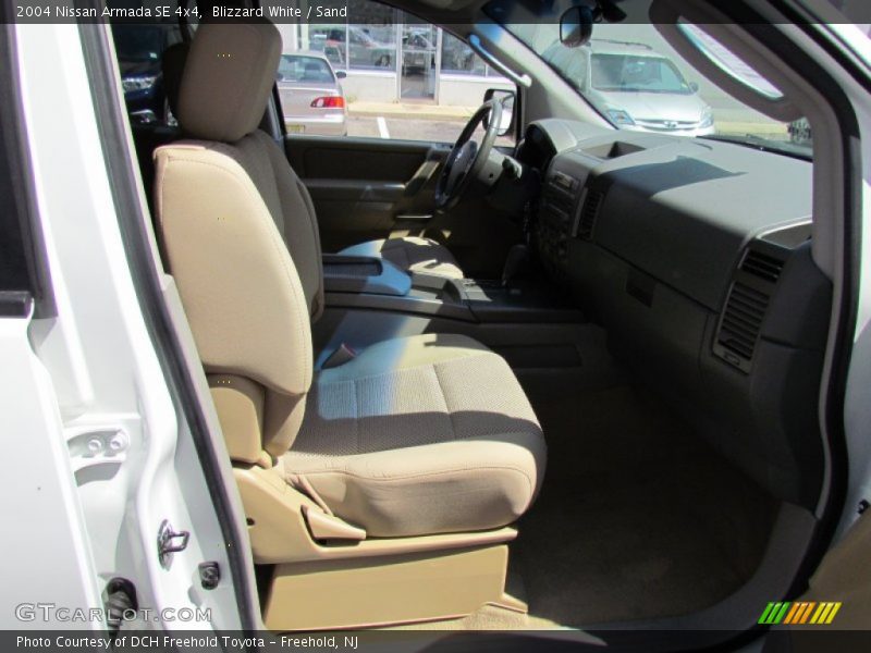 Blizzard White / Sand 2004 Nissan Armada SE 4x4