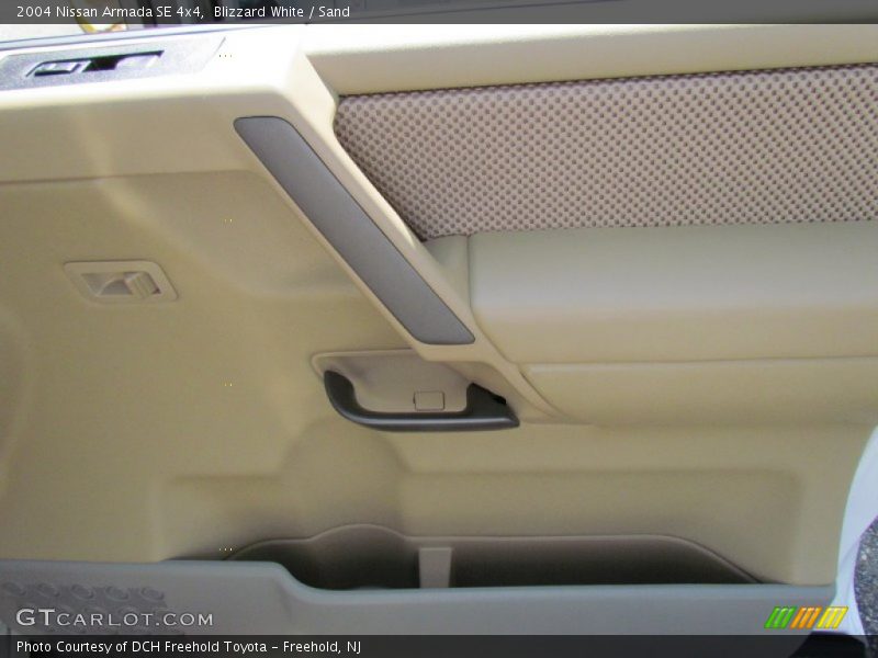 Blizzard White / Sand 2004 Nissan Armada SE 4x4