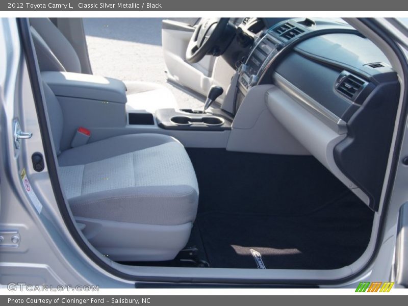Classic Silver Metallic / Black 2012 Toyota Camry L