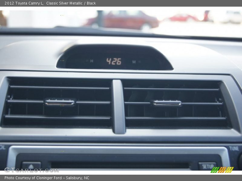 Classic Silver Metallic / Black 2012 Toyota Camry L