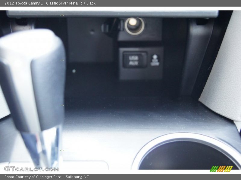 Classic Silver Metallic / Black 2012 Toyota Camry L
