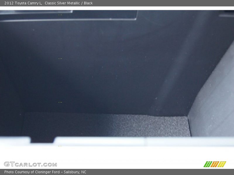 Classic Silver Metallic / Black 2012 Toyota Camry L