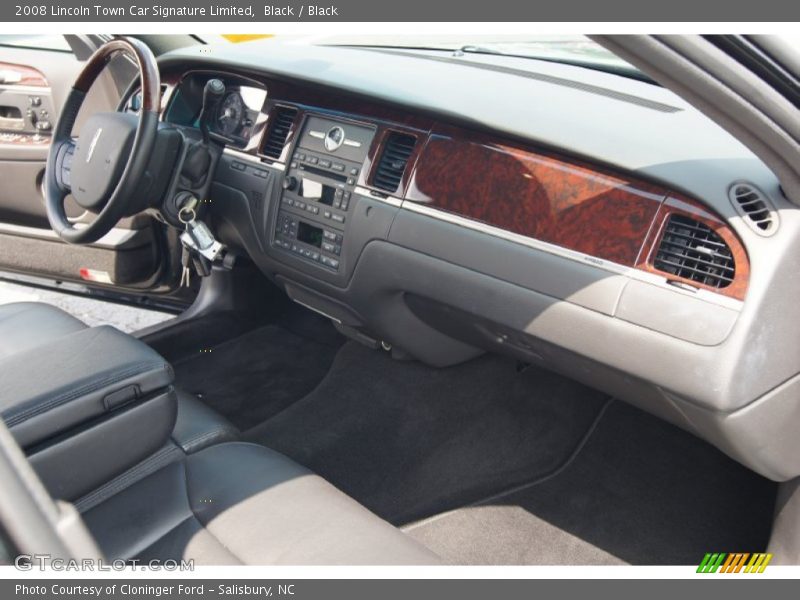 Black / Black 2008 Lincoln Town Car Signature Limited