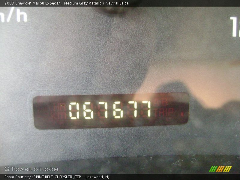 Medium Gray Metallic / Neutral Beige 2003 Chevrolet Malibu LS Sedan