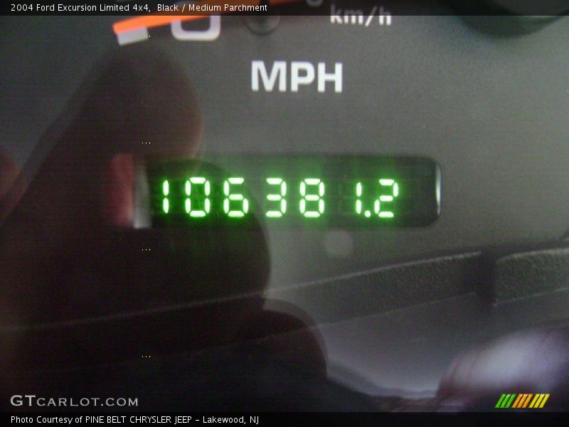 Black / Medium Parchment 2004 Ford Excursion Limited 4x4