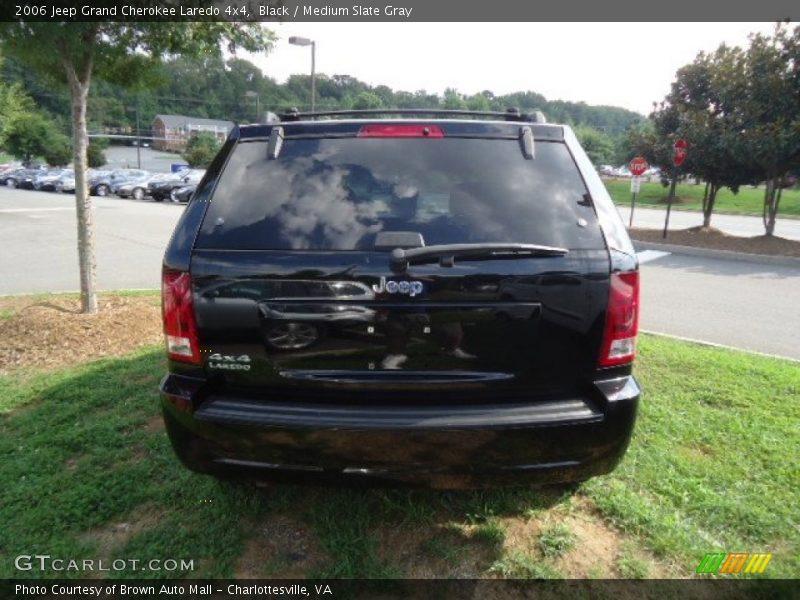 Black / Medium Slate Gray 2006 Jeep Grand Cherokee Laredo 4x4