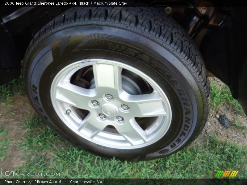 Black / Medium Slate Gray 2006 Jeep Grand Cherokee Laredo 4x4