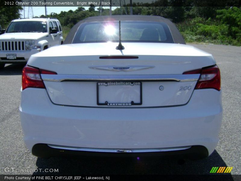 Bright White / Black 2012 Chrysler 200 Touring Convertible