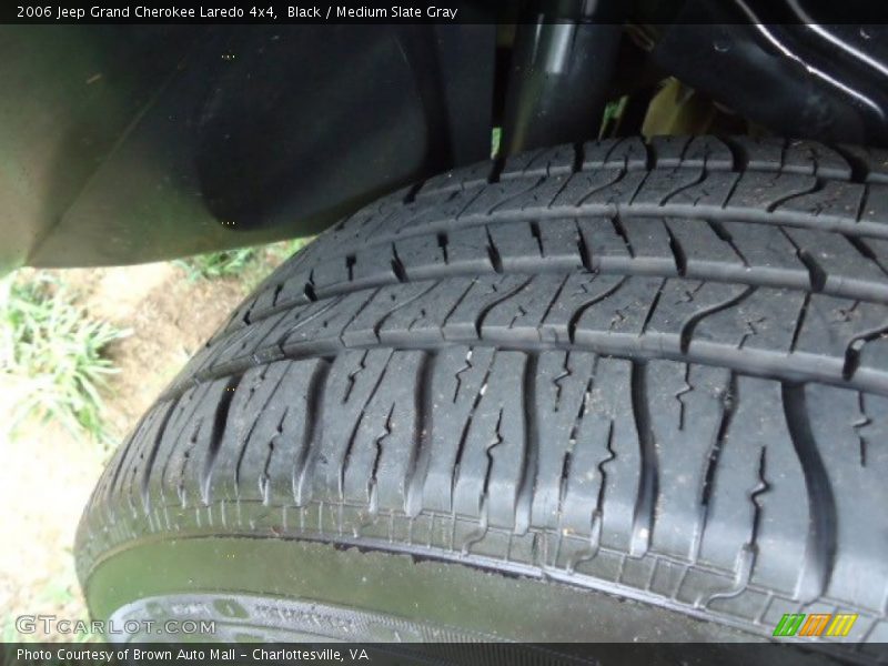 Black / Medium Slate Gray 2006 Jeep Grand Cherokee Laredo 4x4