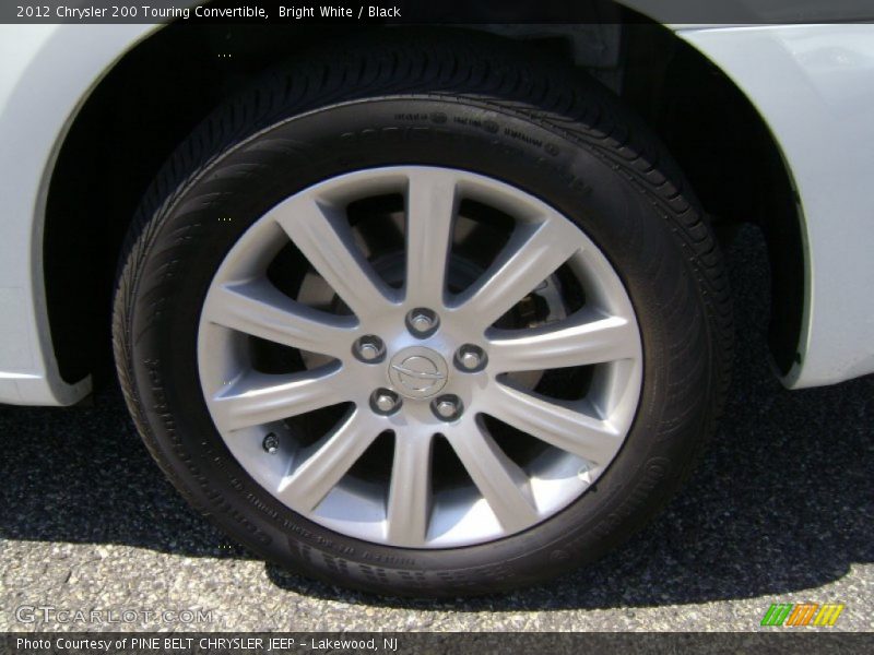 Bright White / Black 2012 Chrysler 200 Touring Convertible