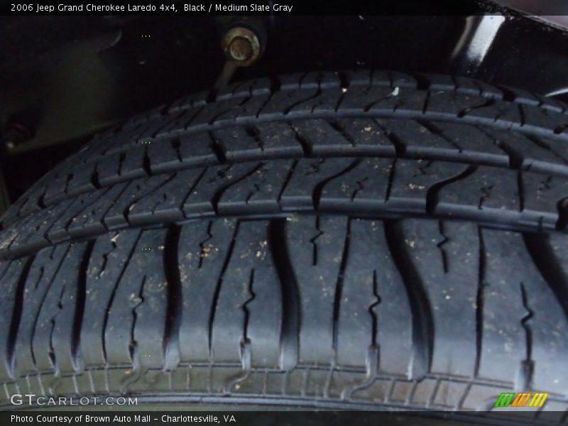 Black / Medium Slate Gray 2006 Jeep Grand Cherokee Laredo 4x4