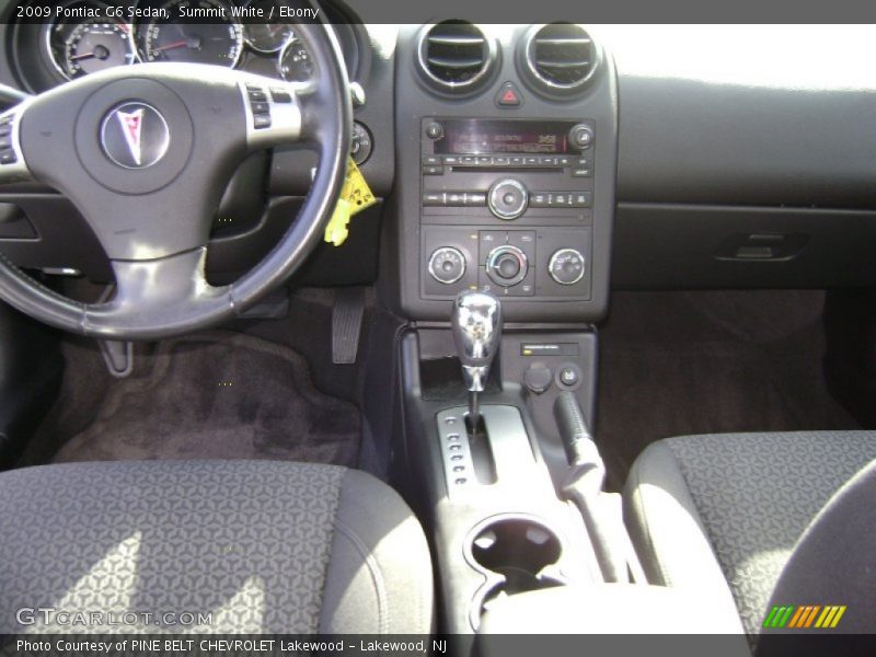 Summit White / Ebony 2009 Pontiac G6 Sedan