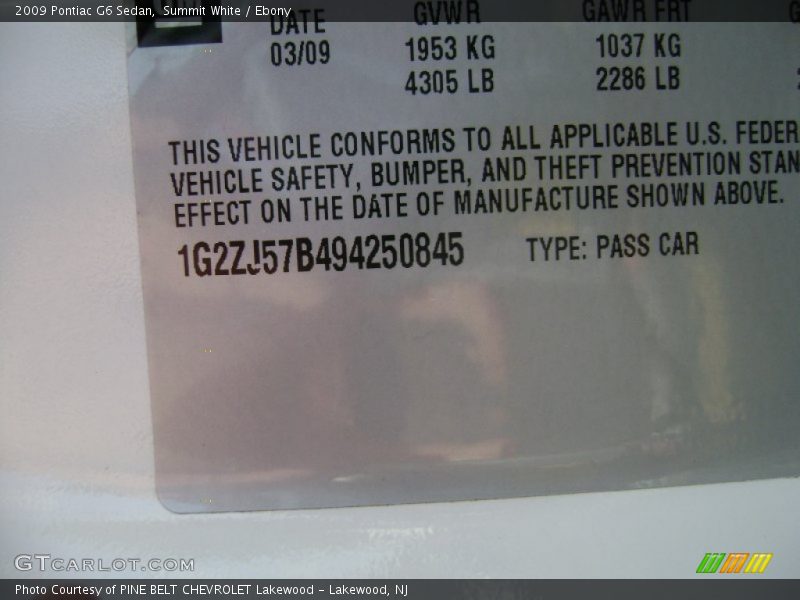 Summit White / Ebony 2009 Pontiac G6 Sedan