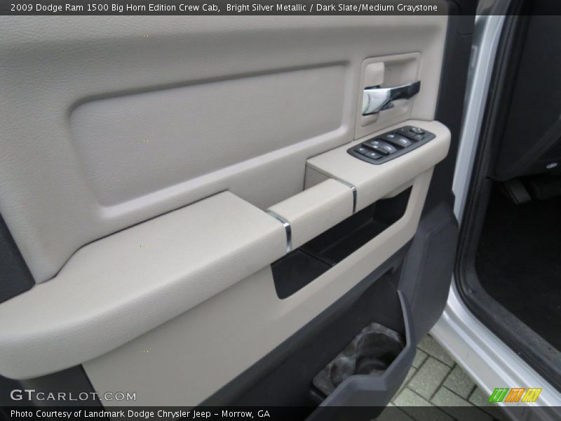Bright Silver Metallic / Dark Slate/Medium Graystone 2009 Dodge Ram 1500 Big Horn Edition Crew Cab