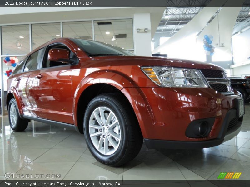 Front 3/4 View of 2013 Journey SXT