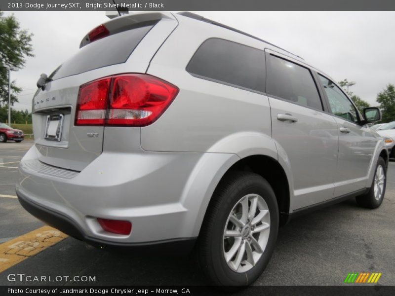Bright Silver Metallic / Black 2013 Dodge Journey SXT