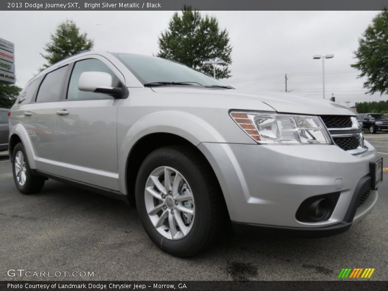 Front 3/4 View of 2013 Journey SXT
