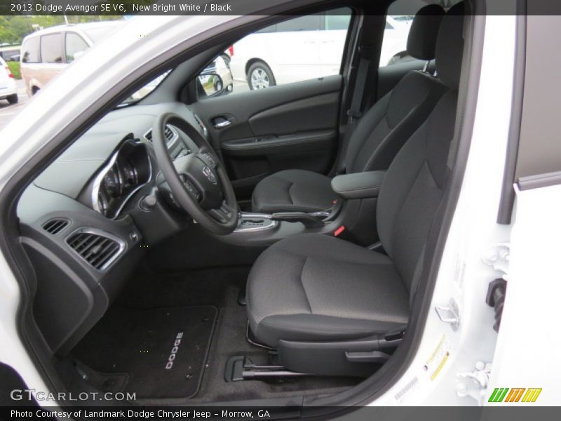 New Bright White / Black 2013 Dodge Avenger SE V6