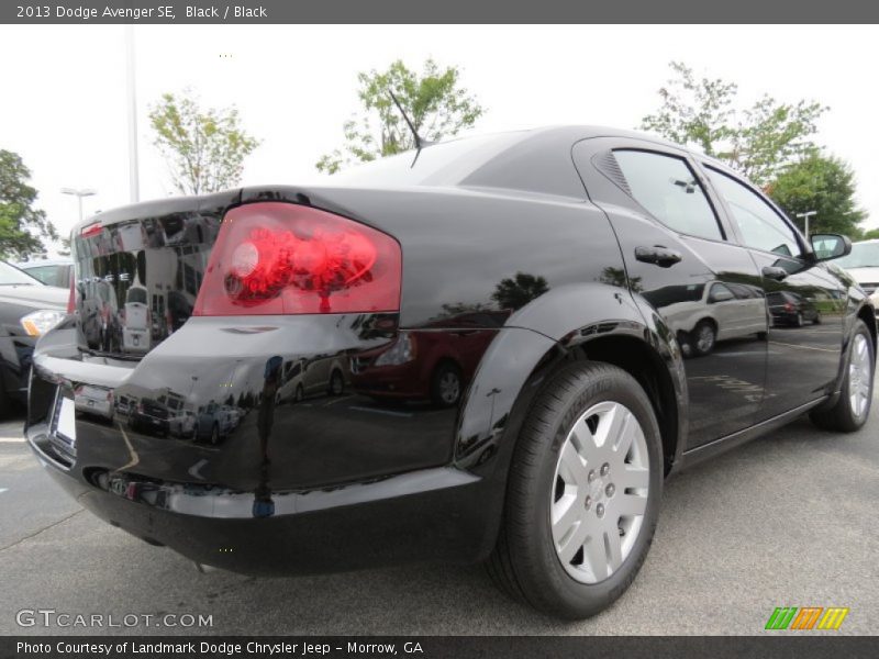 Black / Black 2013 Dodge Avenger SE