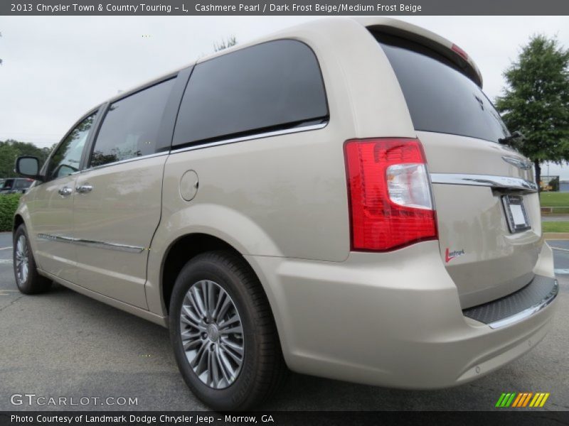 Cashmere Pearl / Dark Frost Beige/Medium Frost Beige 2013 Chrysler Town & Country Touring - L