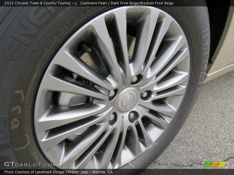 Cashmere Pearl / Dark Frost Beige/Medium Frost Beige 2013 Chrysler Town & Country Touring - L