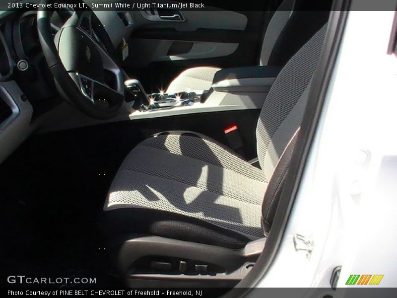 Summit White / Light Titanium/Jet Black 2013 Chevrolet Equinox LT