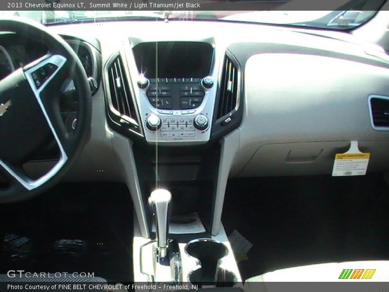 Summit White / Light Titanium/Jet Black 2013 Chevrolet Equinox LT