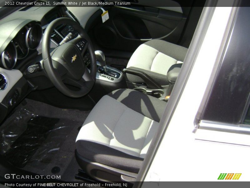 Summit White / Jet Black/Medium Titanium 2012 Chevrolet Cruze LS