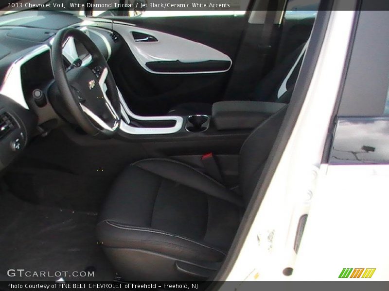 White Diamond Tricoat / Jet Black/Ceramic White Accents 2013 Chevrolet Volt