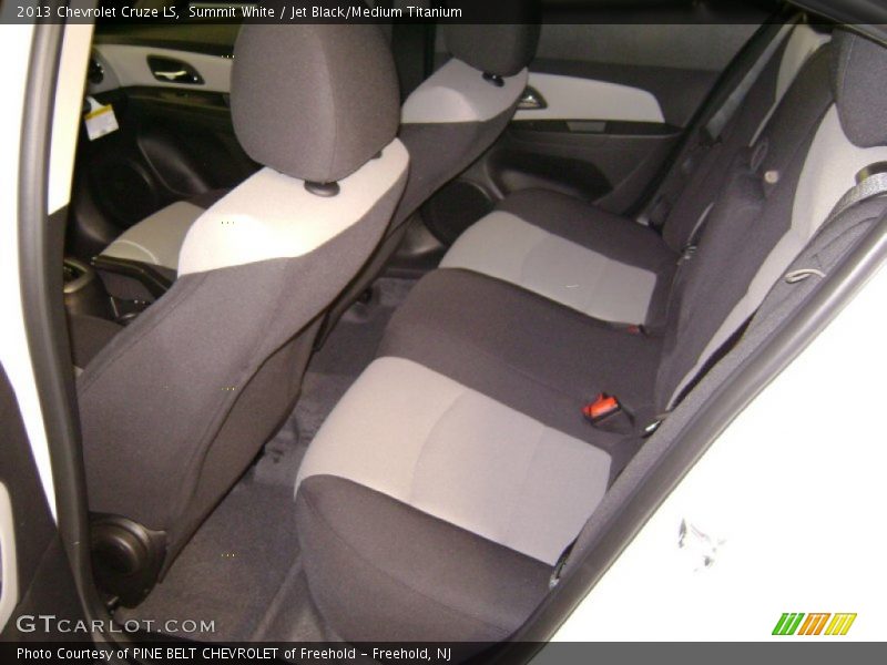 Summit White / Jet Black/Medium Titanium 2013 Chevrolet Cruze LS
