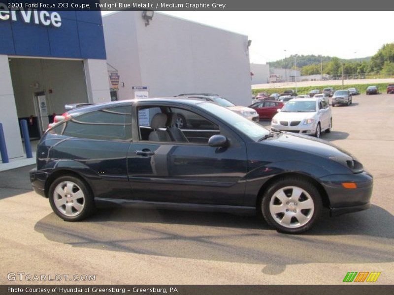 Twilight Blue Metallic / Medium Graphite Grey 2001 Ford Focus ZX3 Coupe