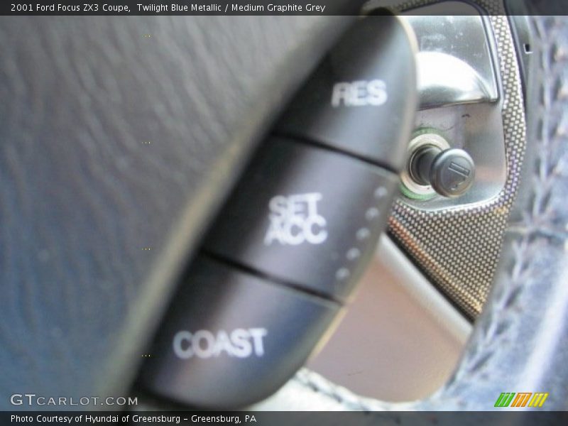Twilight Blue Metallic / Medium Graphite Grey 2001 Ford Focus ZX3 Coupe