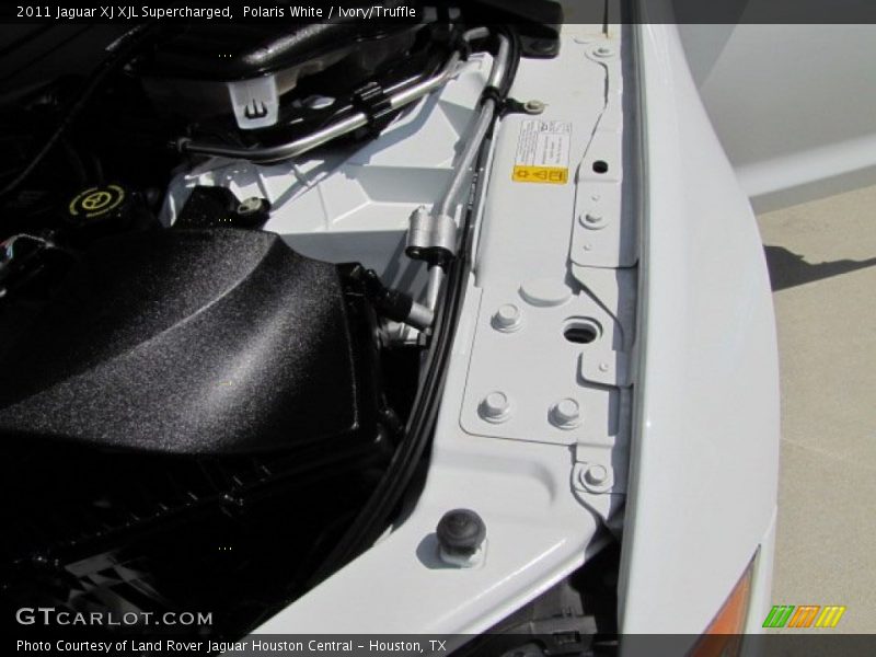 Polaris White / Ivory/Truffle 2011 Jaguar XJ XJL Supercharged
