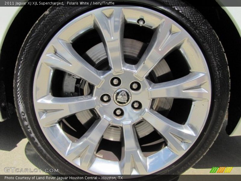 Polaris White / Ivory/Truffle 2011 Jaguar XJ XJL Supercharged