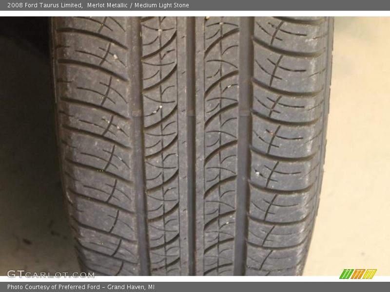 Merlot Metallic / Medium Light Stone 2008 Ford Taurus Limited