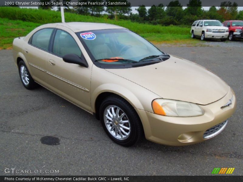 Front 3/4 View of 2001 Sebring LXi Sedan