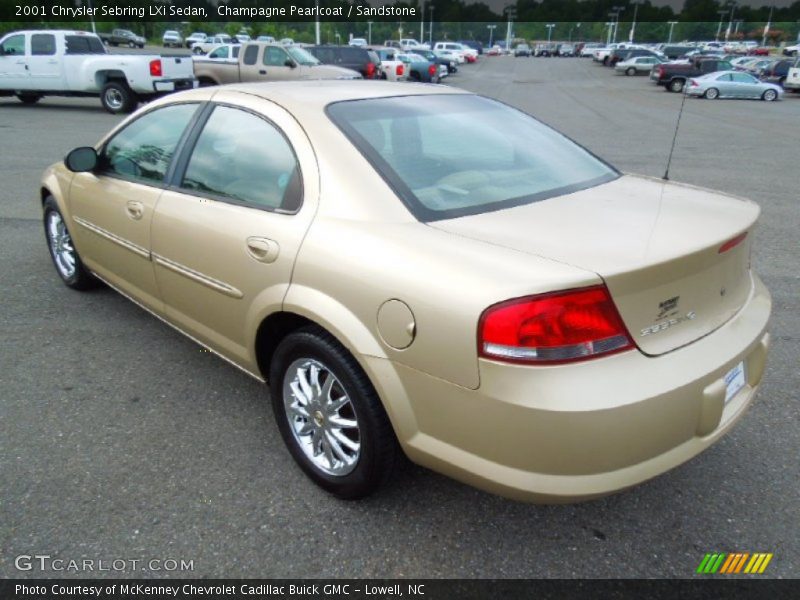 Champagne Pearlcoat / Sandstone 2001 Chrysler Sebring LXi Sedan