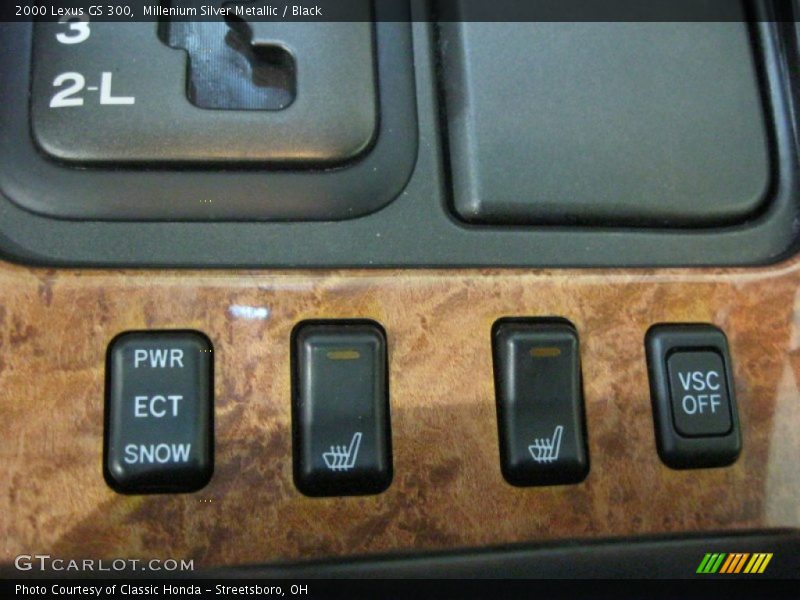 Millenium Silver Metallic / Black 2000 Lexus GS 300