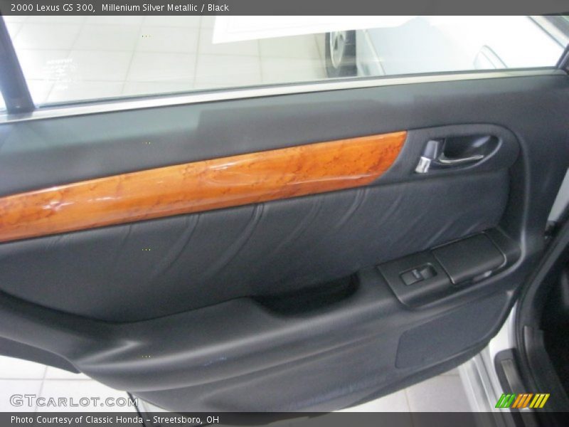 Millenium Silver Metallic / Black 2000 Lexus GS 300