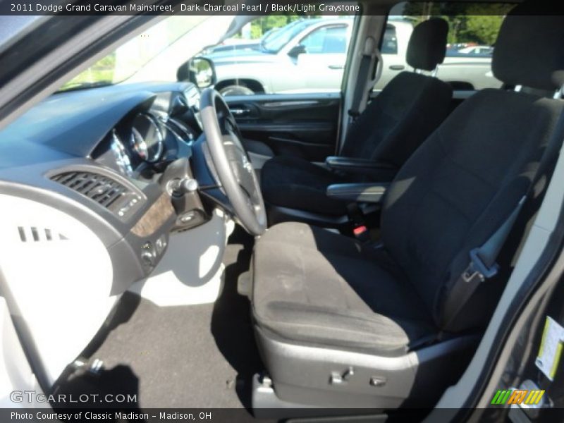 Dark Charcoal Pearl / Black/Light Graystone 2011 Dodge Grand Caravan Mainstreet