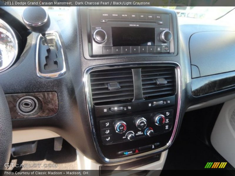 Dark Charcoal Pearl / Black/Light Graystone 2011 Dodge Grand Caravan Mainstreet