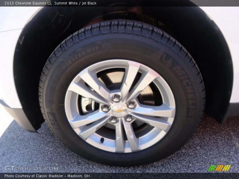 Summit White / Jet Black 2013 Chevrolet Equinox LS