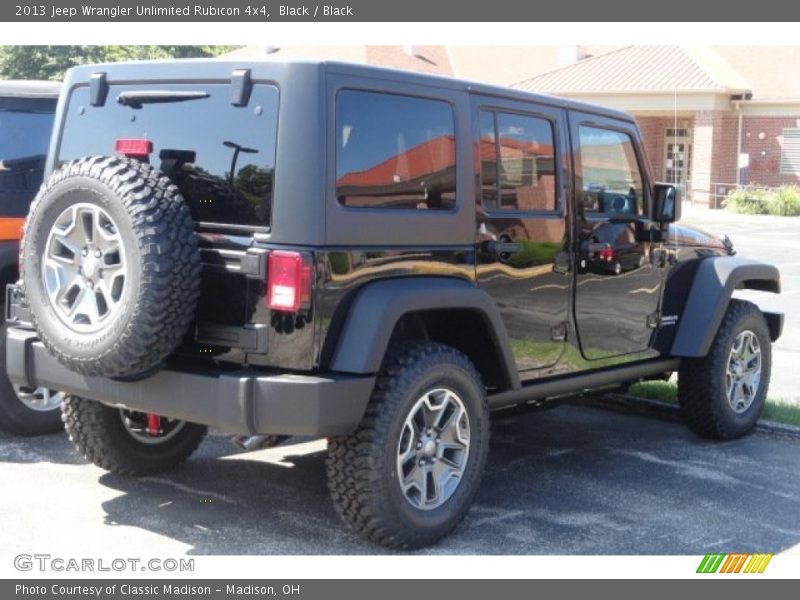 Black / Black 2013 Jeep Wrangler Unlimited Rubicon 4x4