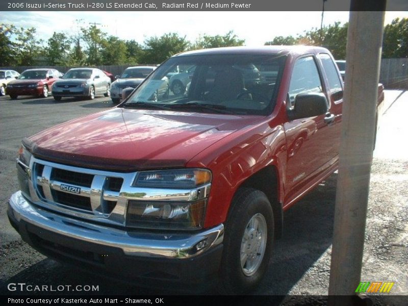Radiant Red / Medium Pewter 2006 Isuzu i-Series Truck i-280 LS Extended Cab
