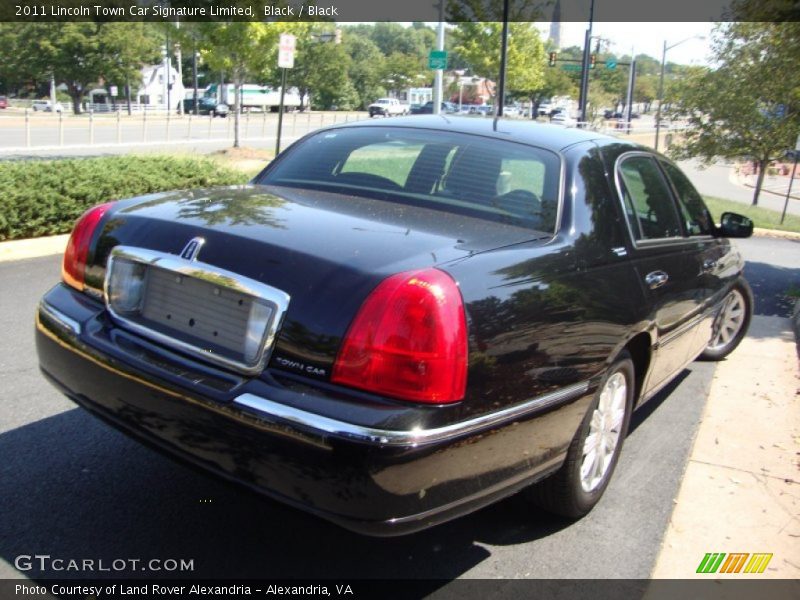 Black / Black 2011 Lincoln Town Car Signature Limited